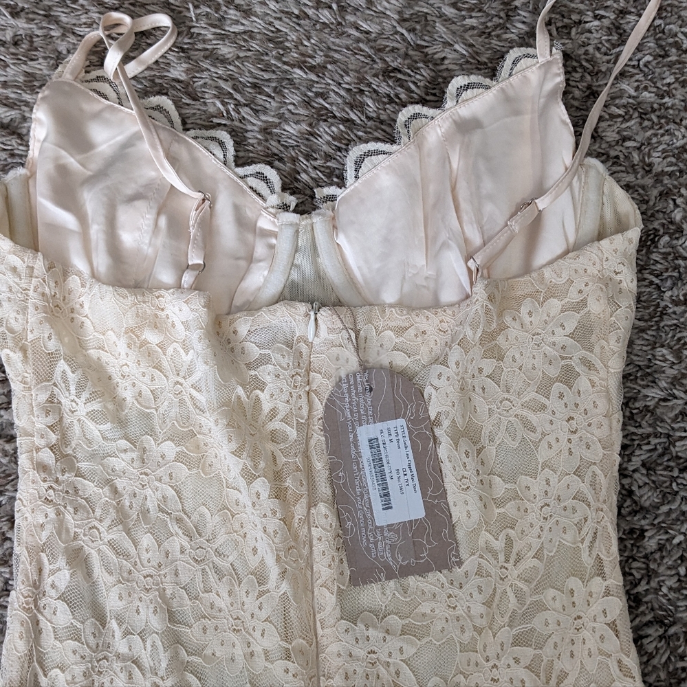 NWT Joelle Lace Cupped Maxi Dress - Ivory - Picture 5 of 6